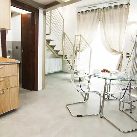 Alessia's Flat - Mac Mahon ミラノ